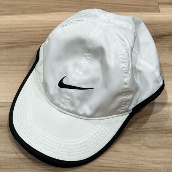 Nike Dri Fit Feather Light Hat Golf One Size - Picture 1 of 3